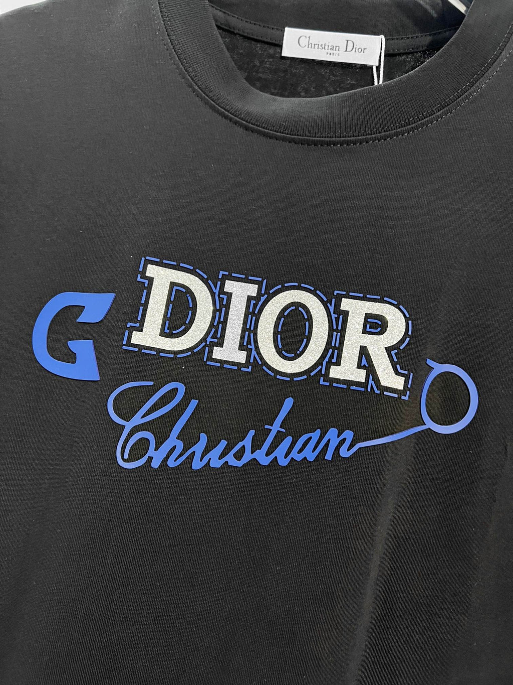 Matte splicing offset letter round neck T-shirt