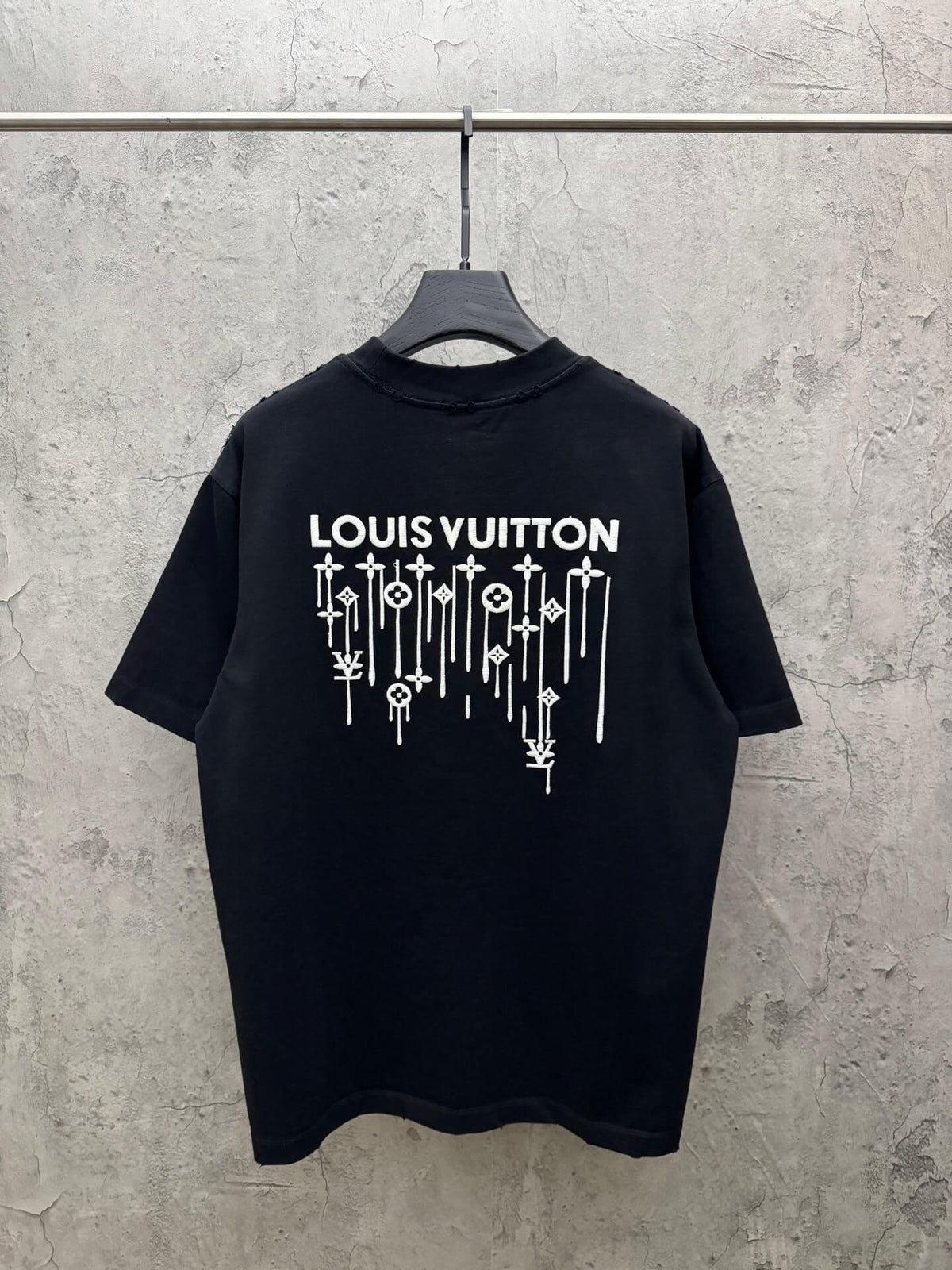 Color-Changing Embroidery T-Shirt