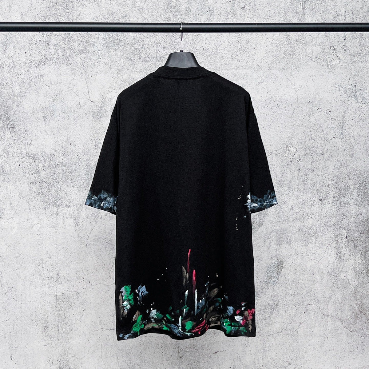 Embroidered hand-painted graffiti short sleeved T-shirt