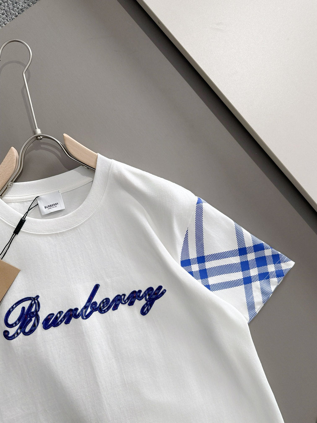 Plaid embroidered patchwork short sleeved t-shirt