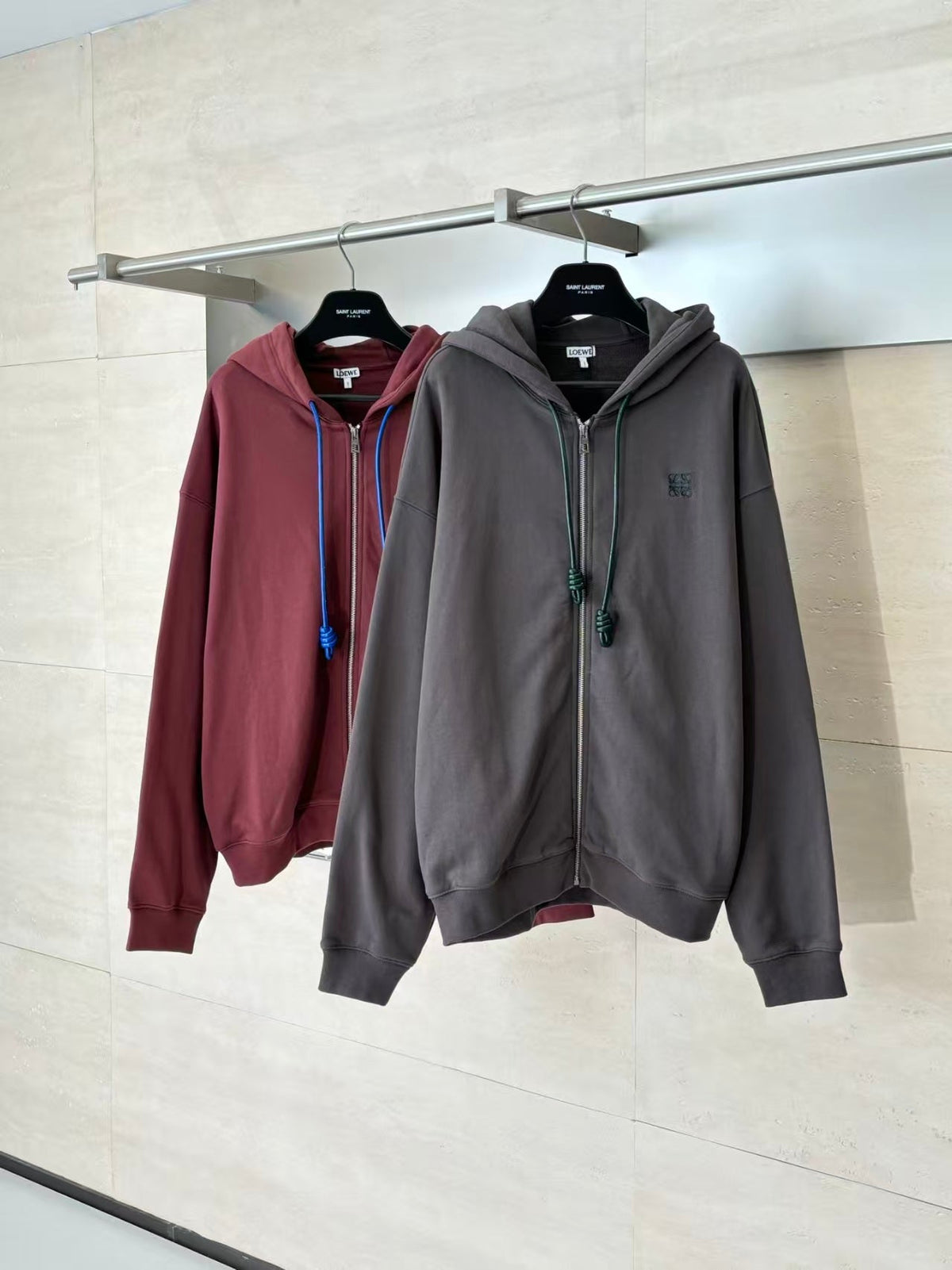 Embroidered zipper hooded sweatshirt jacket