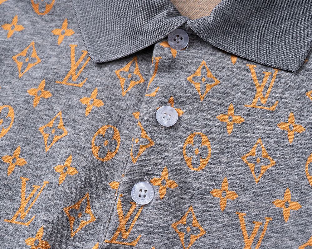 Knitted jacquard fabric lapel T-shirt