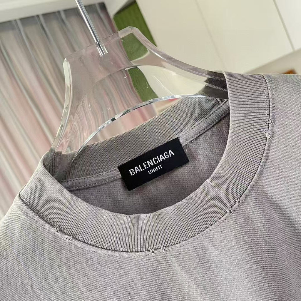 Unisex washed, worn-out, personalized letter printed short sleeved T-shirt