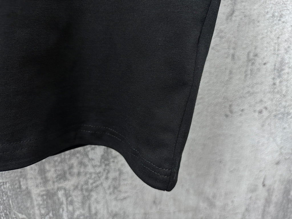 Embroidered collar, small leather pocket, short sleeved, unisex