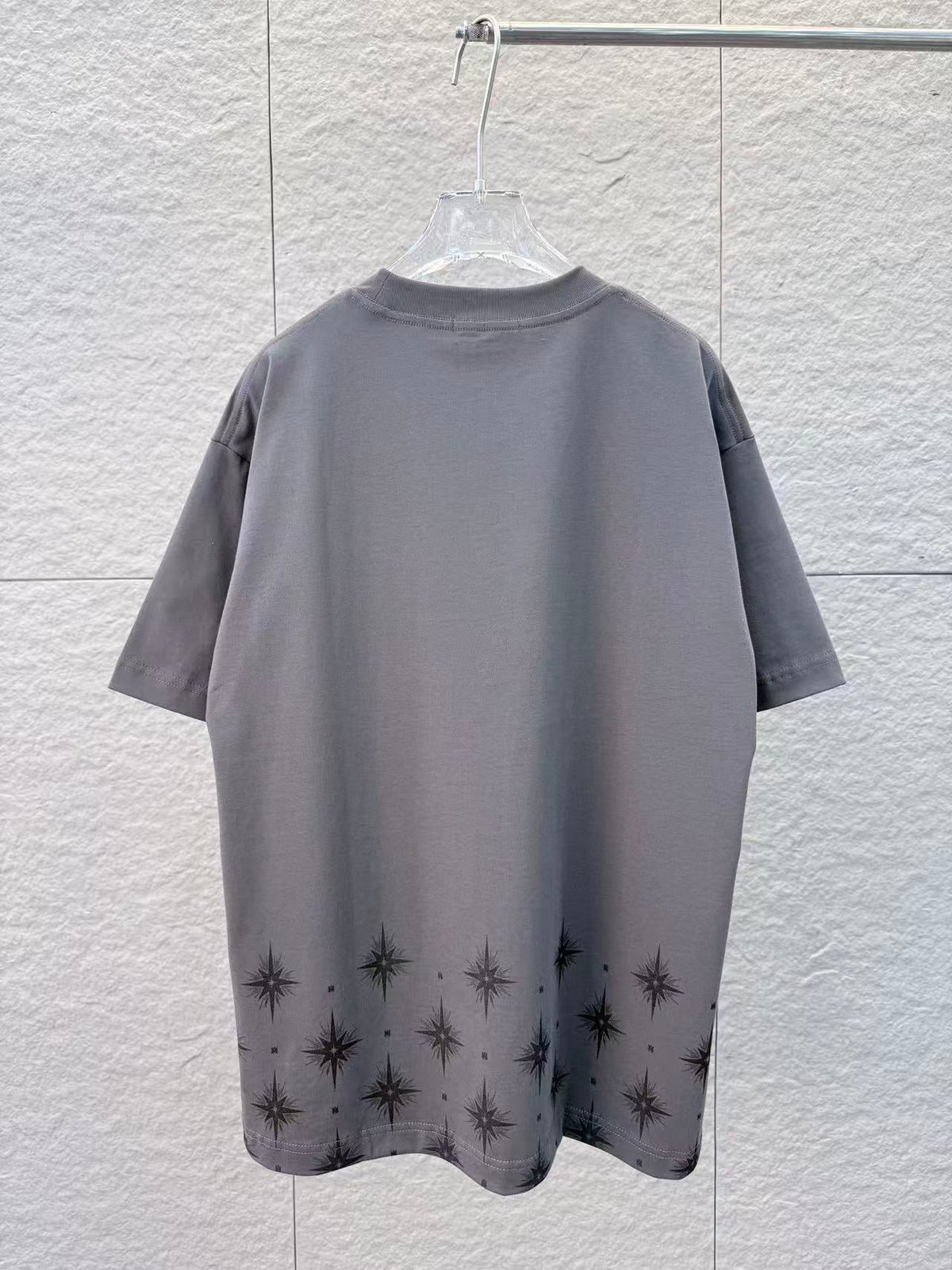 Hexagonal star print+embroidered round neck short sleeved T-shirt
