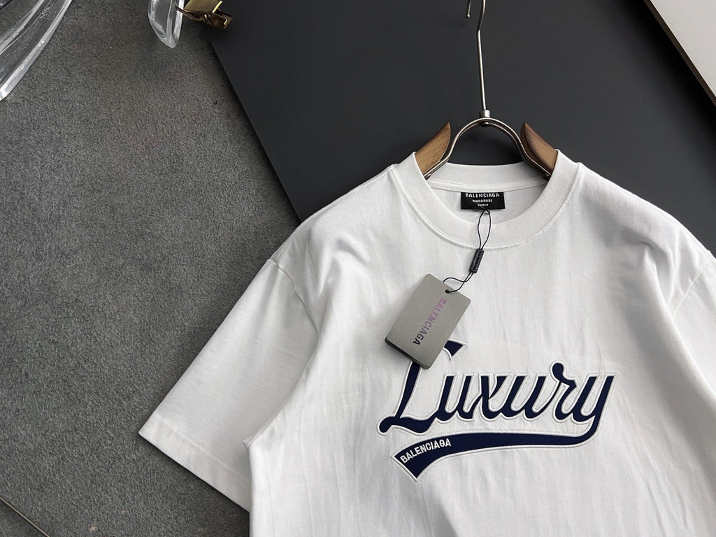 Embroidered logo T-shirt with fabric on the chest