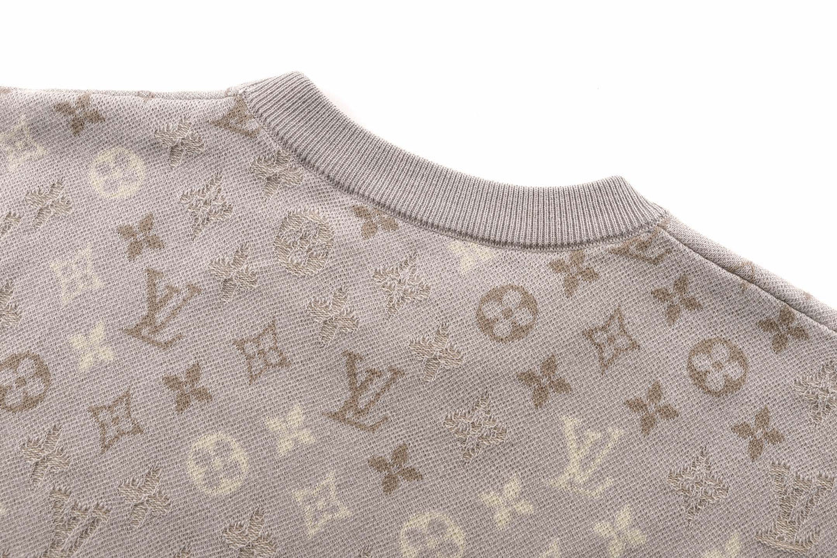 Jacquard round neck shirt size