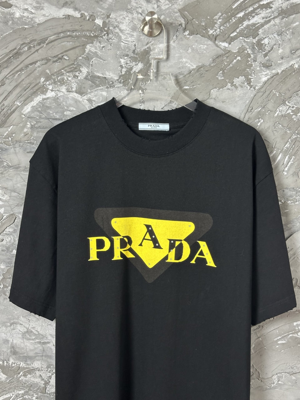 Loose fit version Unisex short sleeved t-shirt
