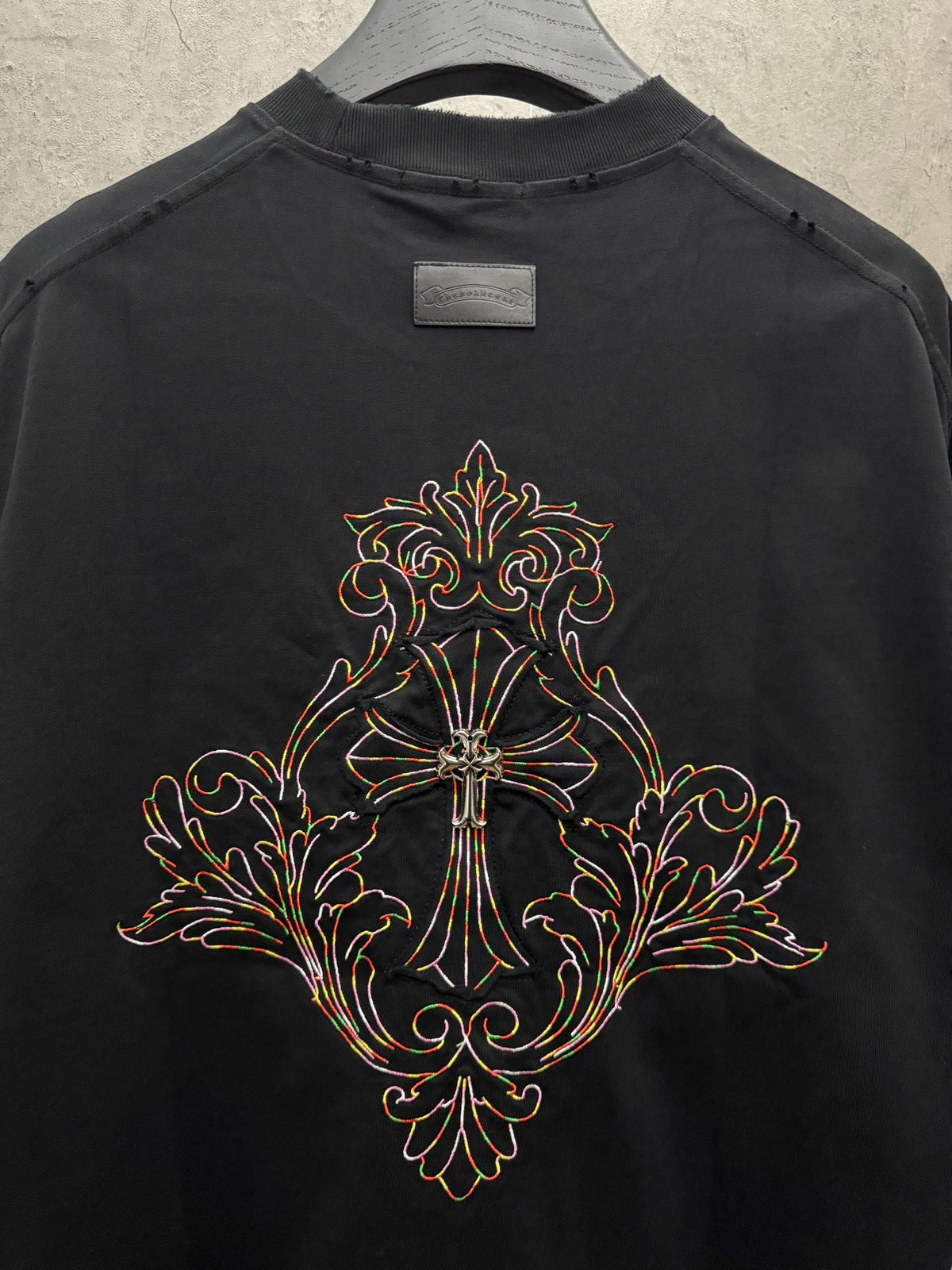 Embroidered couple short sleeved fabric with colored thread