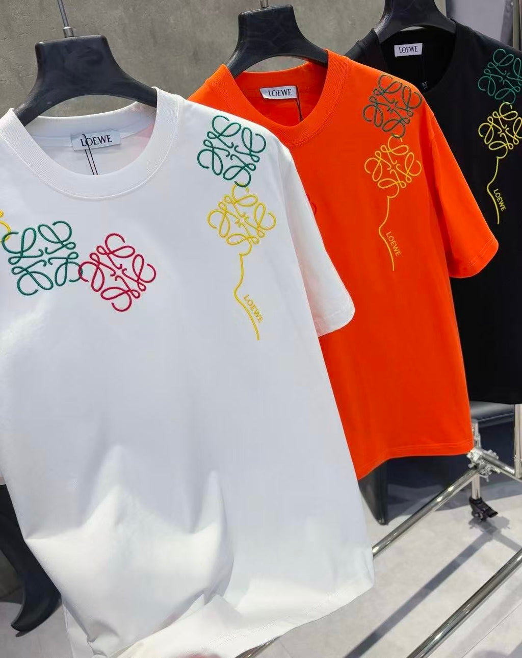 Three-Color Embroidery T-Shirt