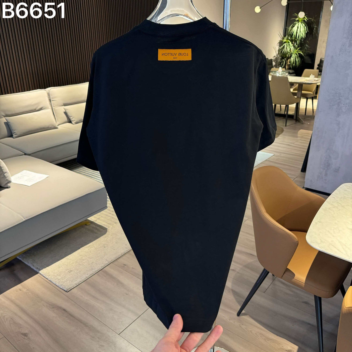 New embroidered letter short sleeved shirt