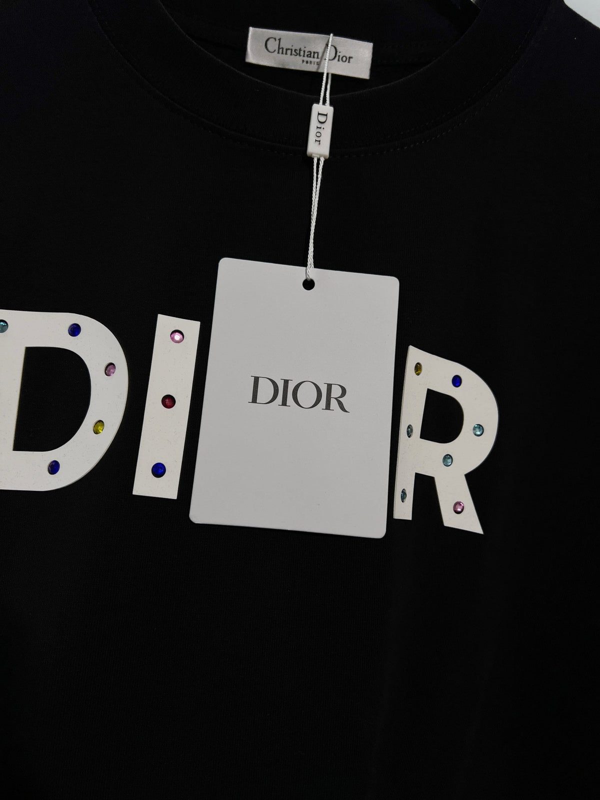 Colorful diamond embellished offset letter round neck T-shirt