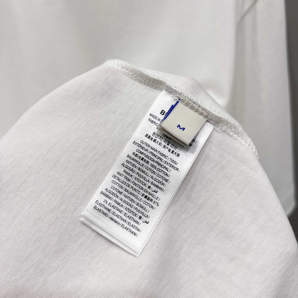 Embroidered T-shirt with 10000 stitches in front and back