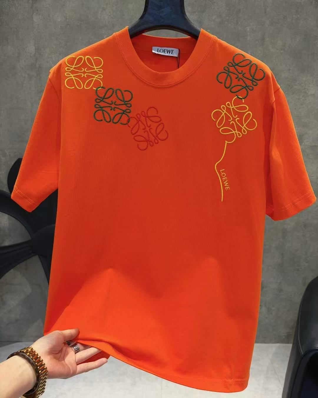 Three-Color Embroidery T-Shirt