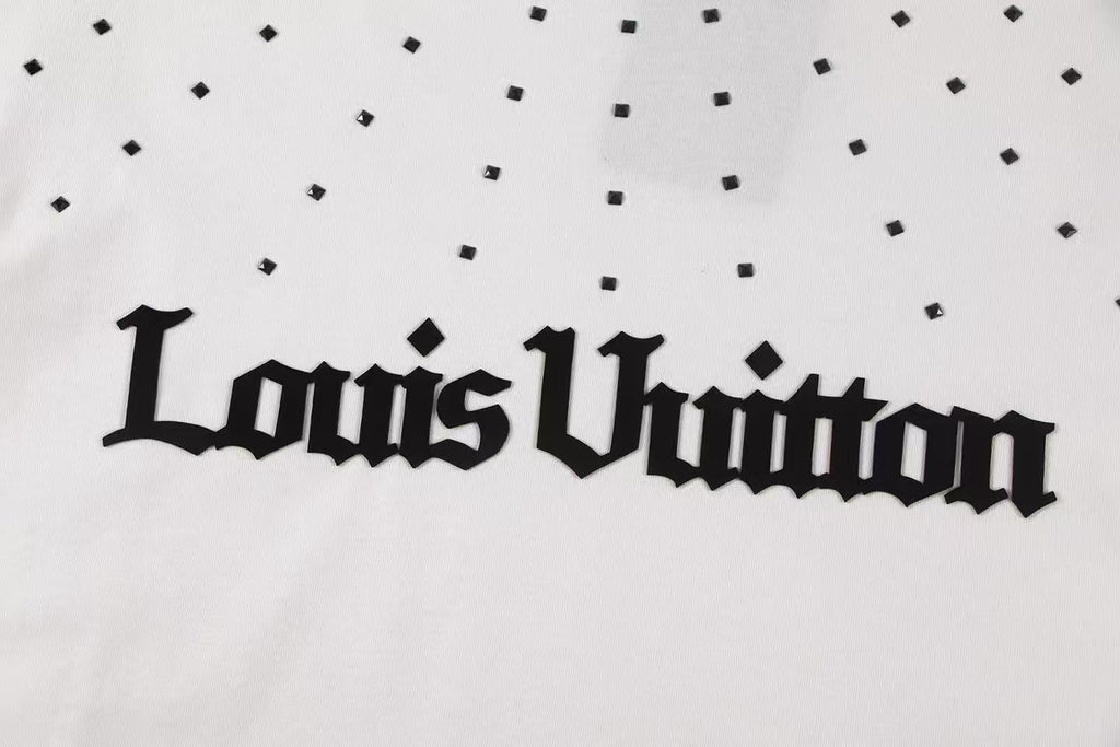 New rhinestone short sleeved T-shirt