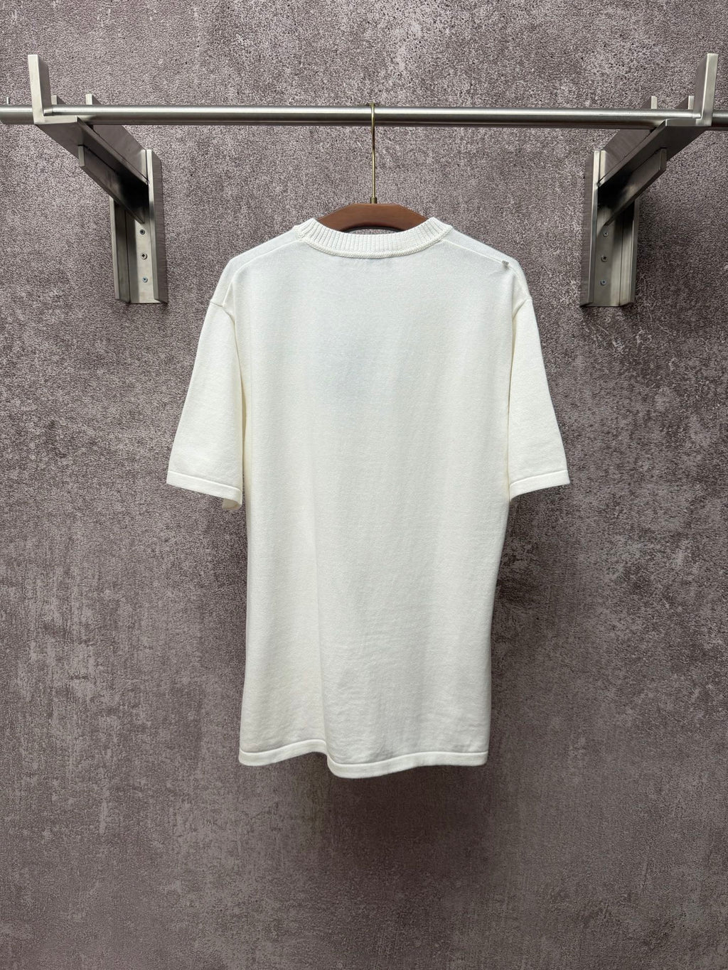 Pin Embroidered Knitted Short Sleeve T-shirt