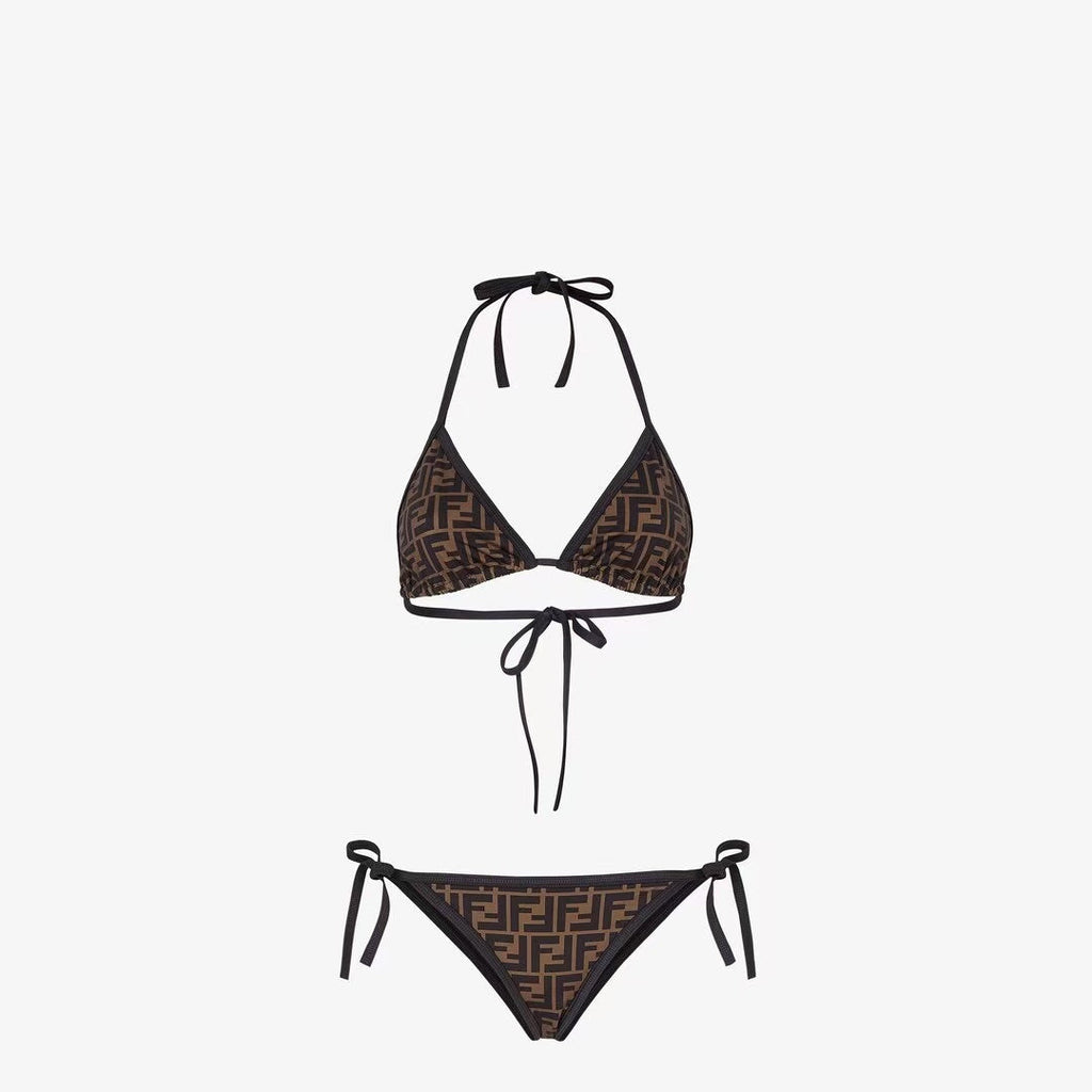 New split camisole swimsuit