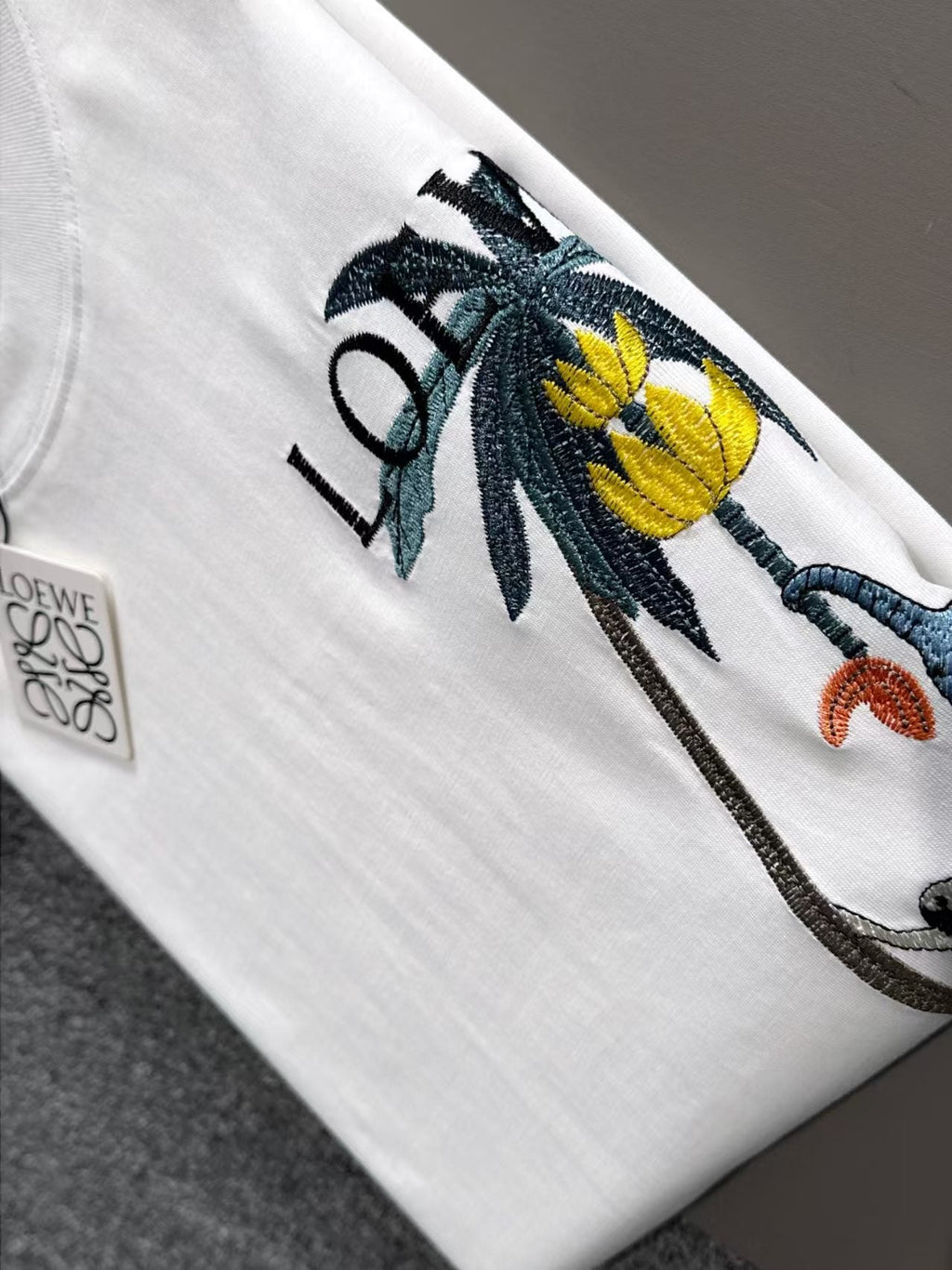 New embroidered letter T-shirt
