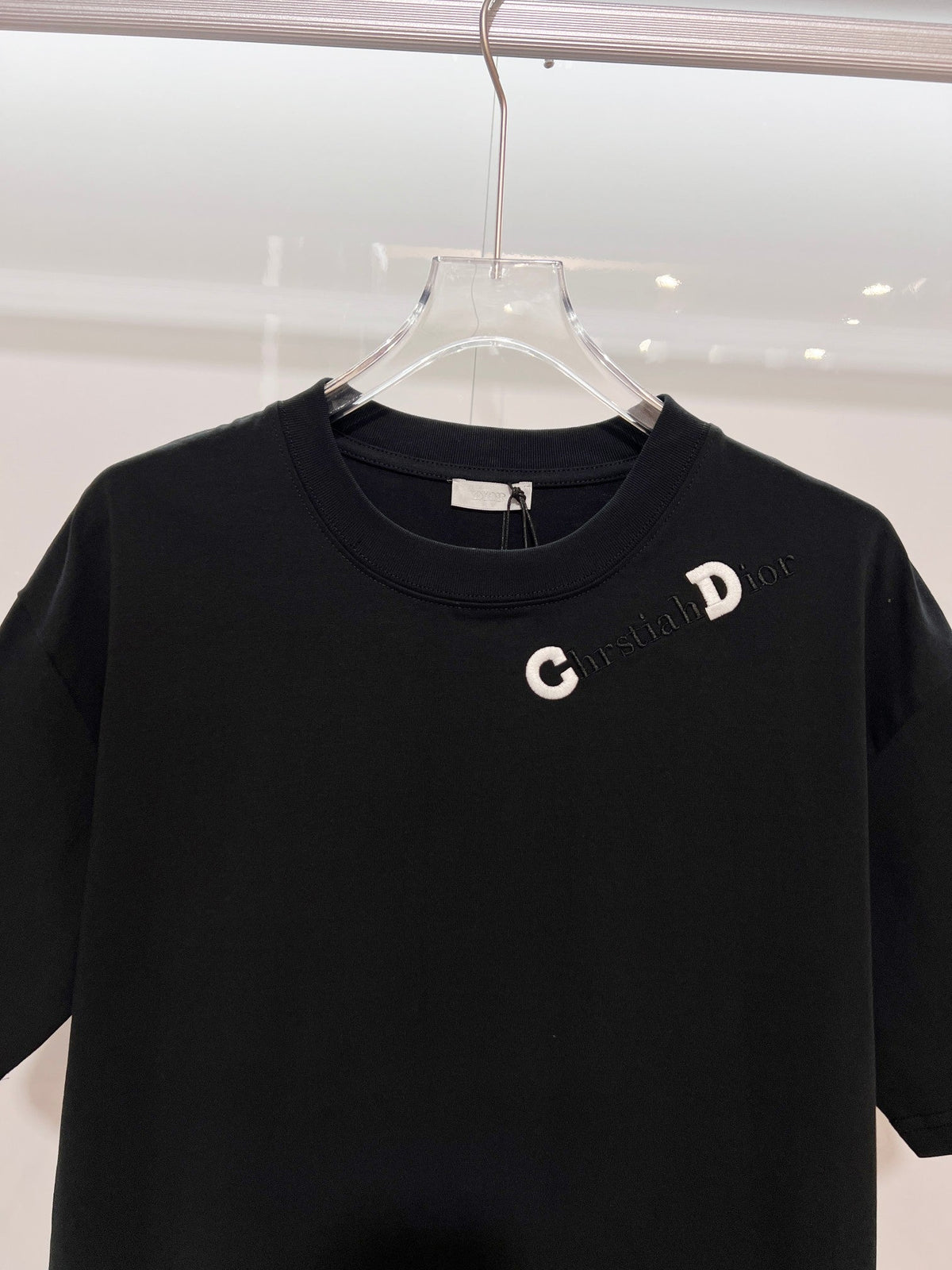 New slogan embroidered logo short sleeved shirt