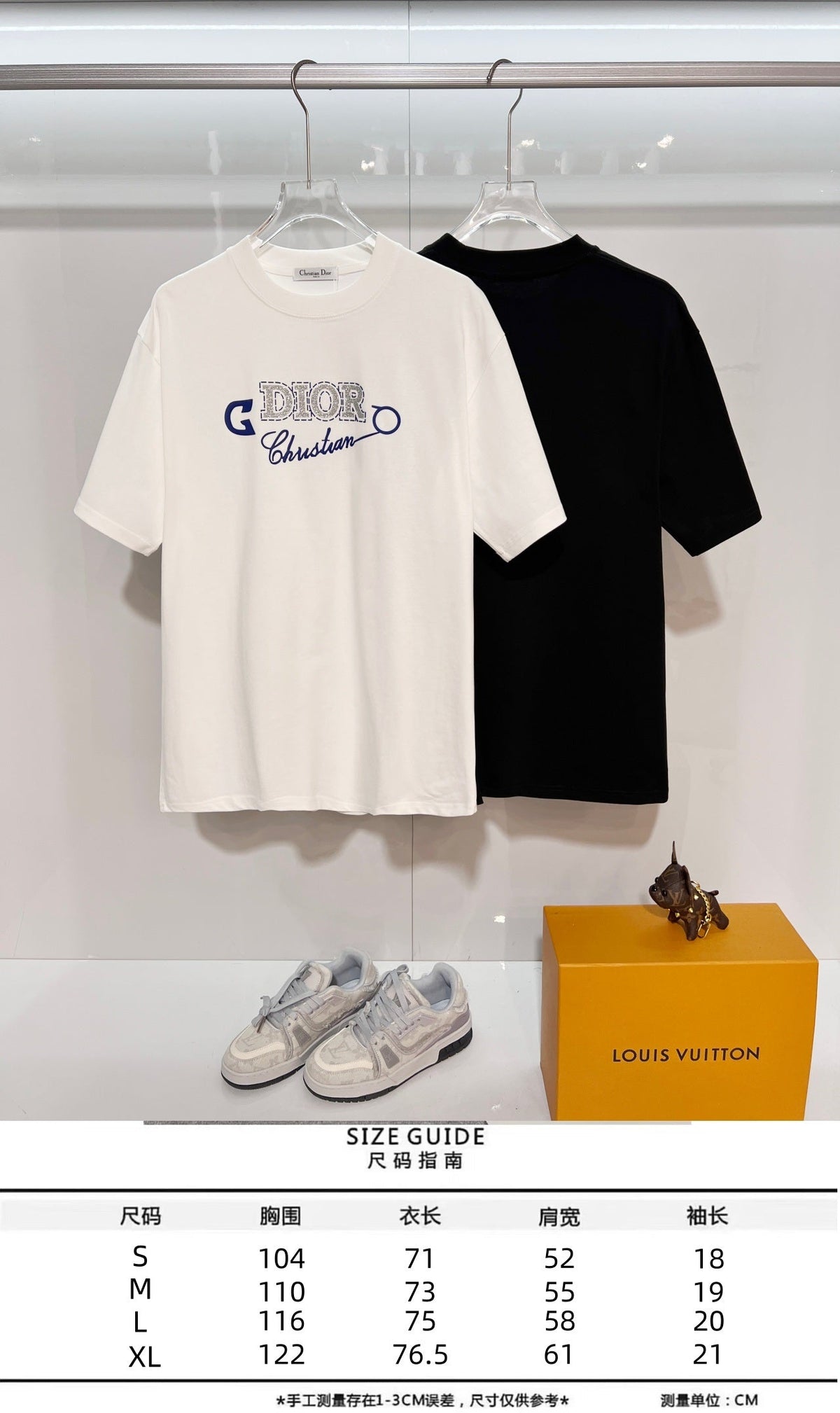 Matte splicing offset letter round neck T-shirt