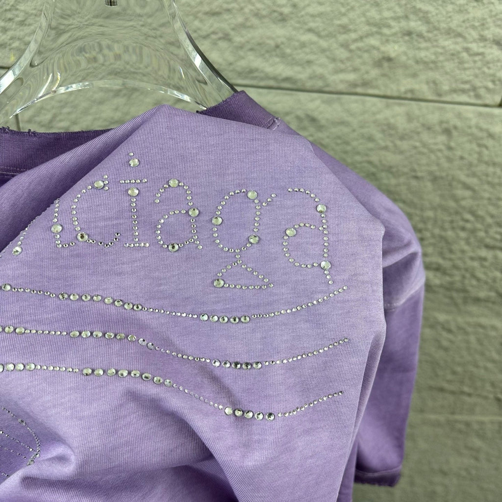 Wear and tear washed short sleeved T-shirt with distressed holes for both men and women