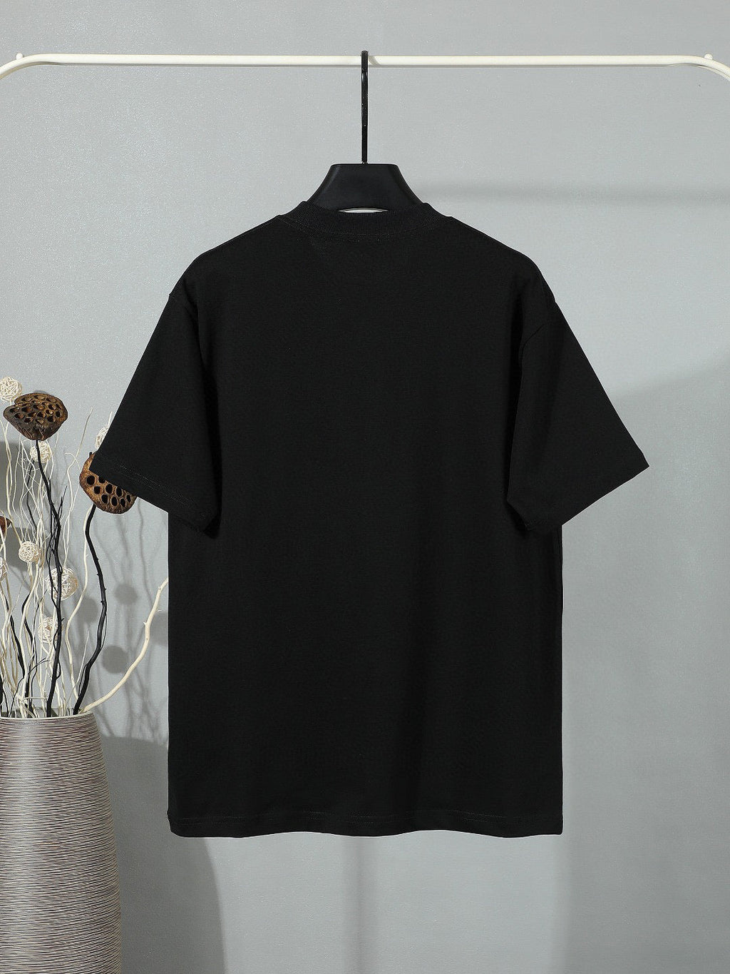 Trendy embroidered short sleeved shirt