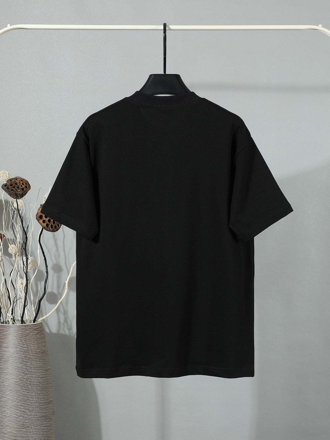 Trendy embroidered short sleeved shirt