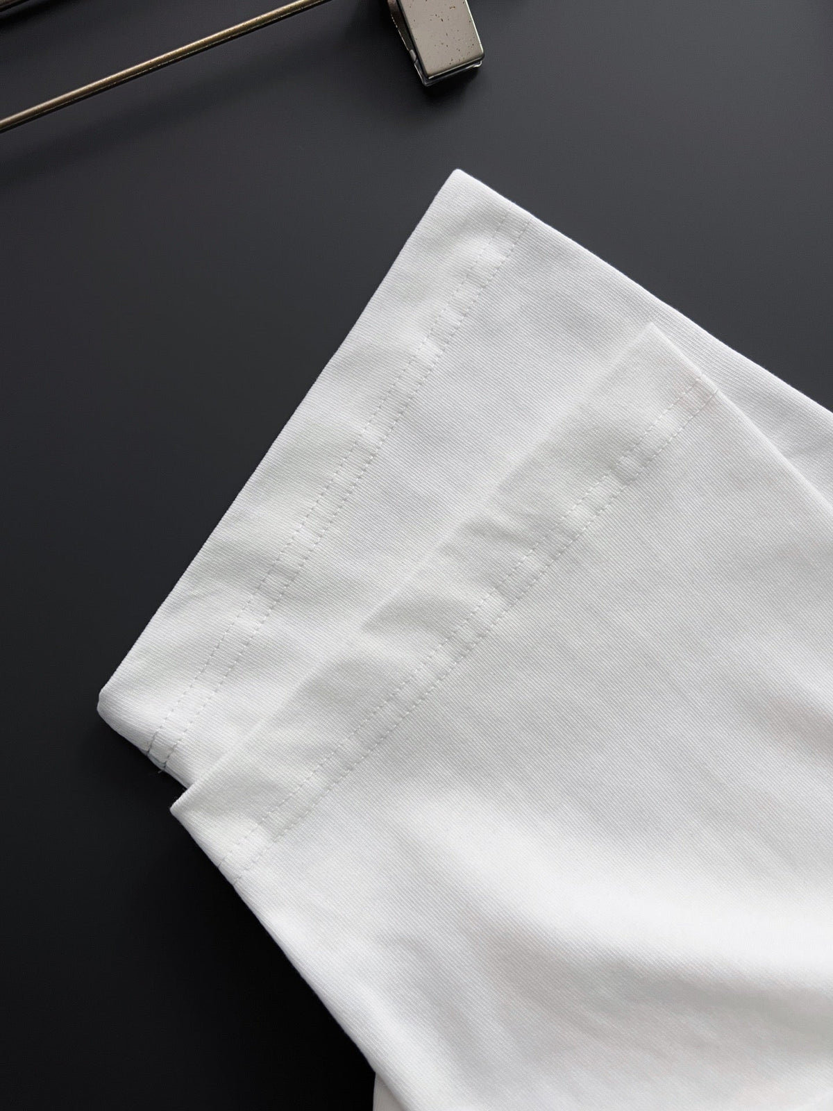 Embroidered logo T-shirt with fabric on the chest