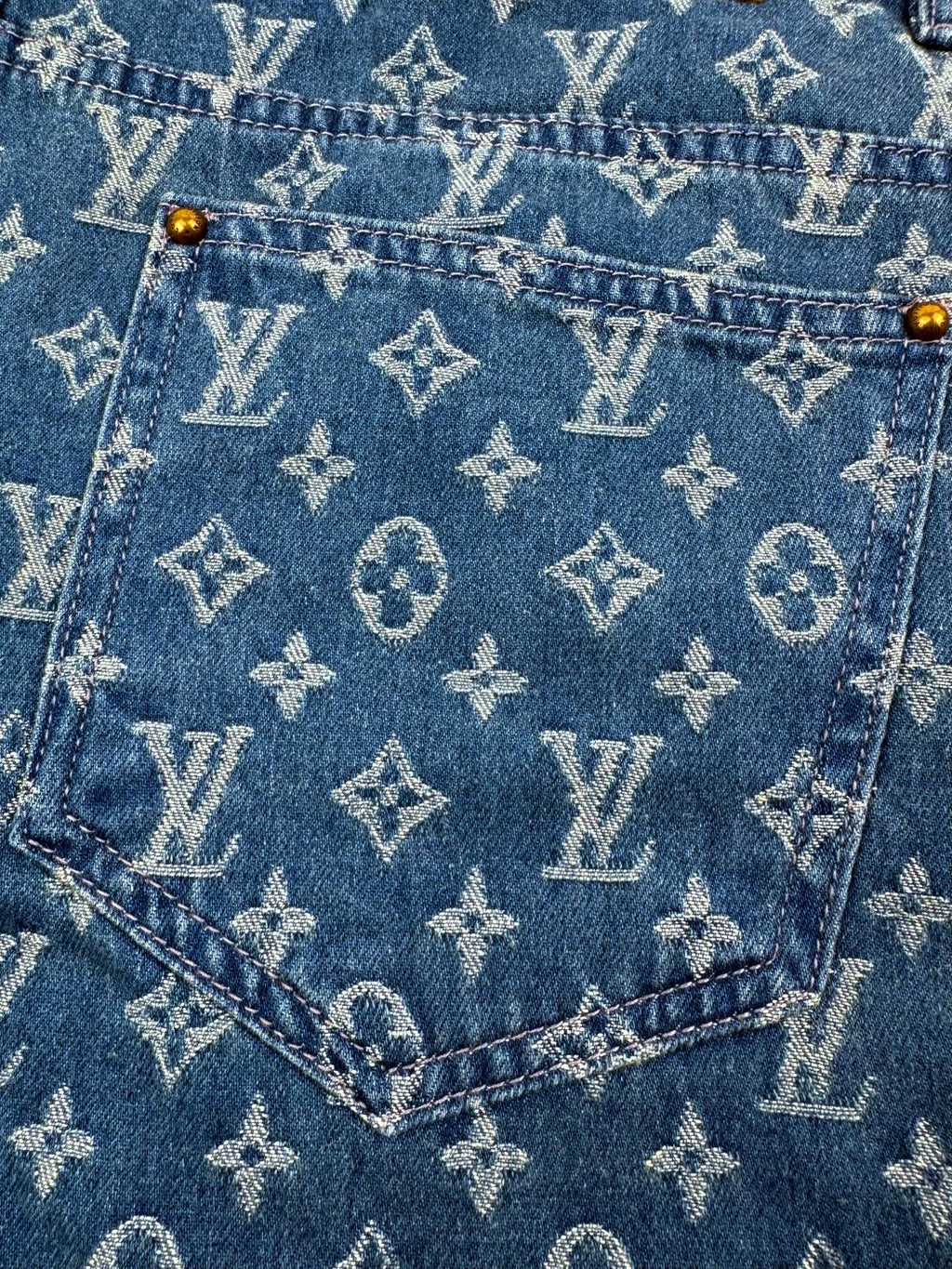 Full printed logo denim shorts