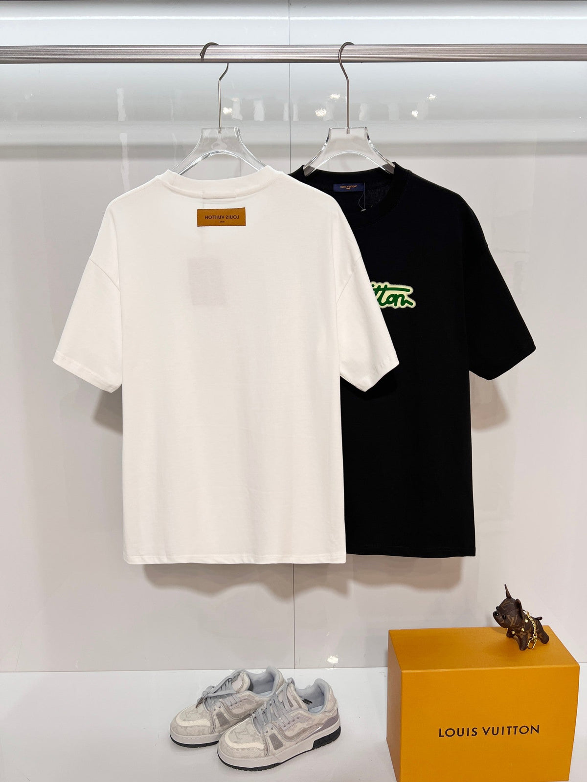 Green offset letter slogan round neck T-shirt