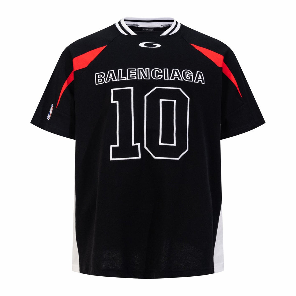 Embroidered contrasting short sleeved T-shirt