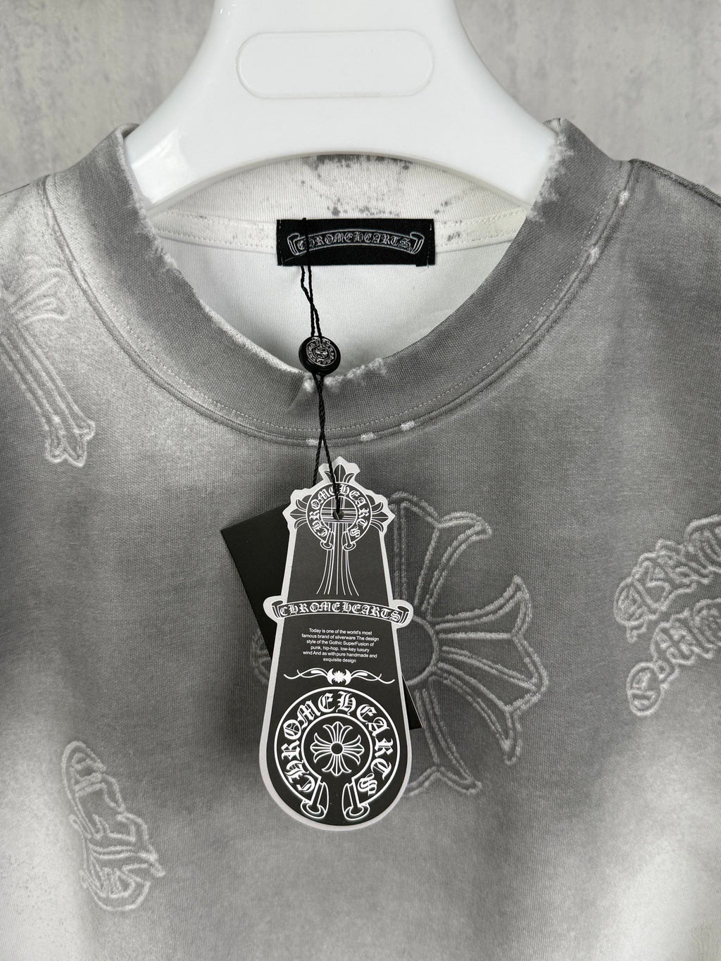 American style acid pickling, laser burning, flower pasting, fabric embroidery, couple casual short sleeved T-shirt