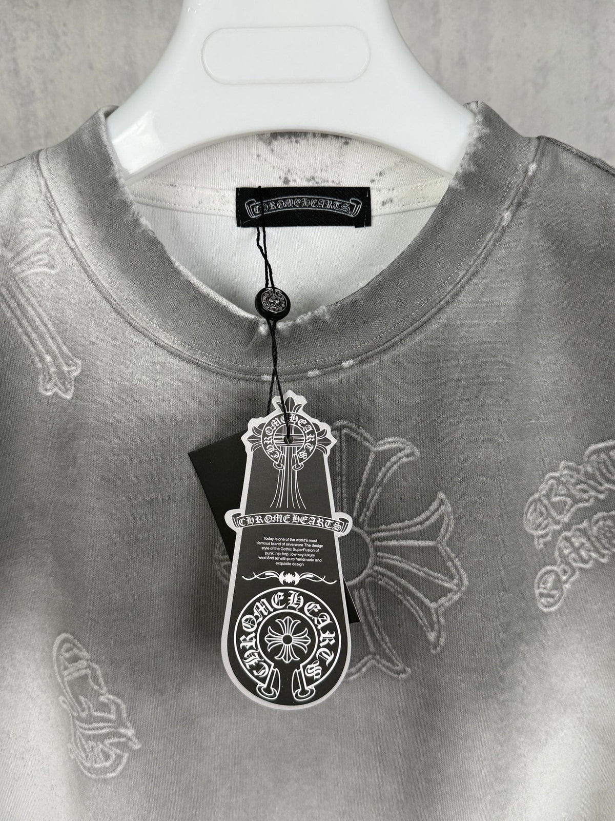 American style acid pickling, laser burning, flower pasting, fabric embroidery, couple casual short sleeved T-shirt