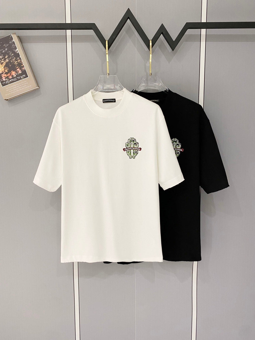New spring short sleeved round neck T-shirt
