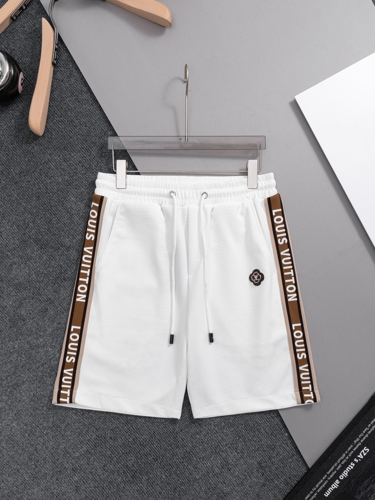 Knitted embroidery logo shorts