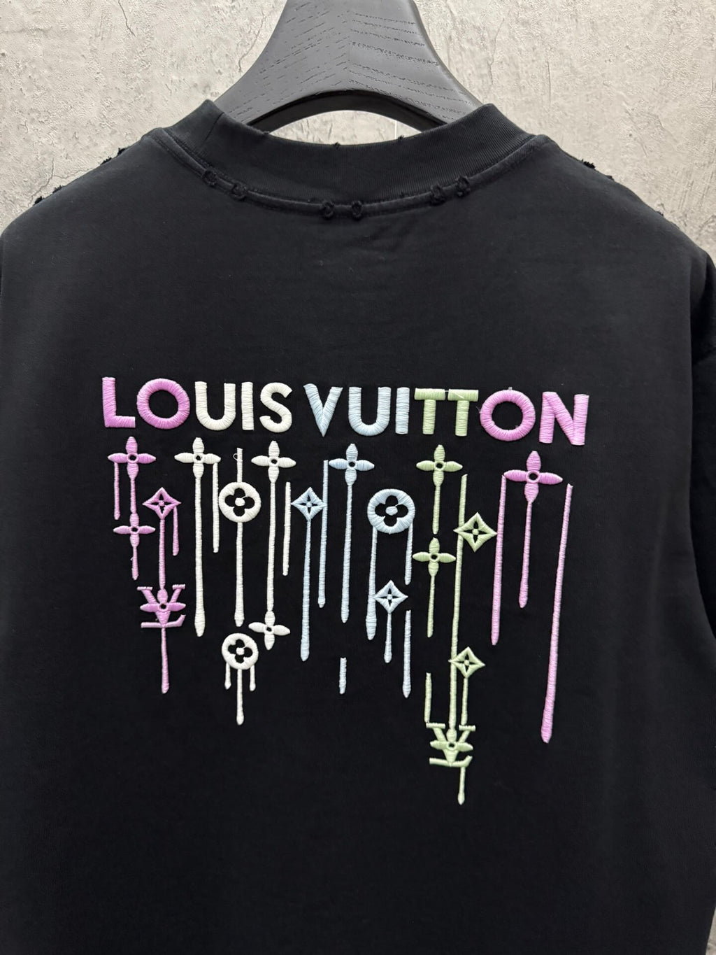 Color-Changing Embroidery T-Shirt