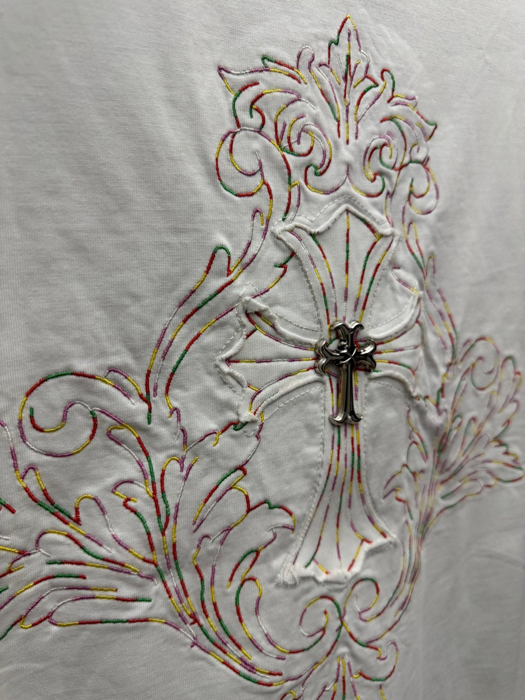 Embroidered couple short sleeved fabric with colored thread
