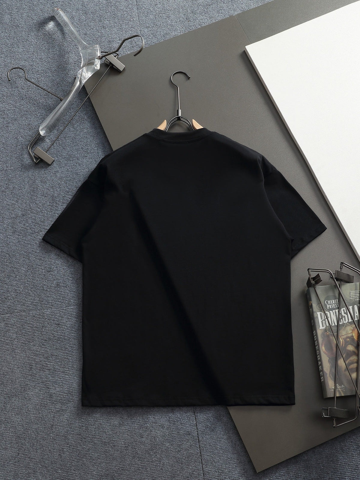 Double sleeve back plaid patch T-shirt