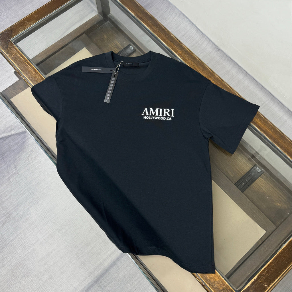 Latest short sleeved round neck T-shirt