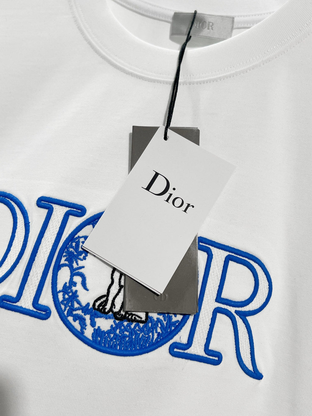 New Cat Embroidered Short Sleeves