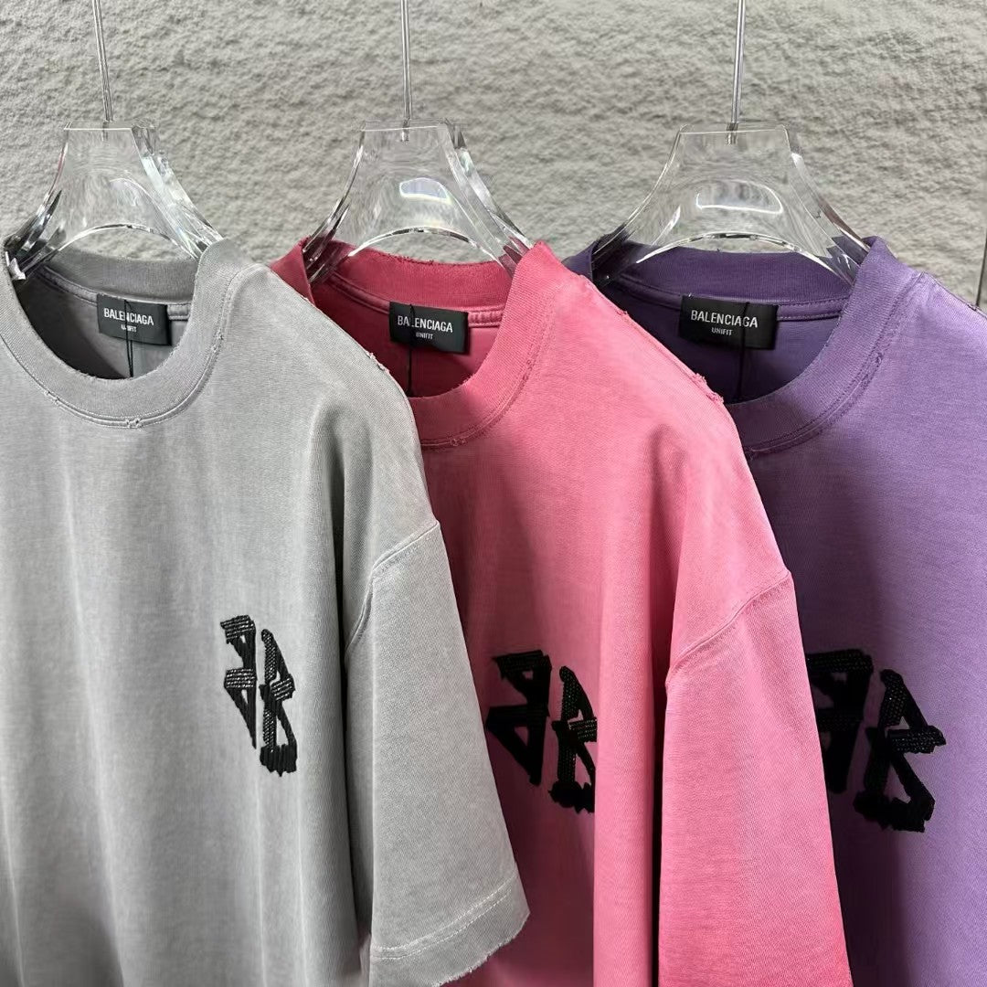 New style embroidered and rhinestone T-shirt