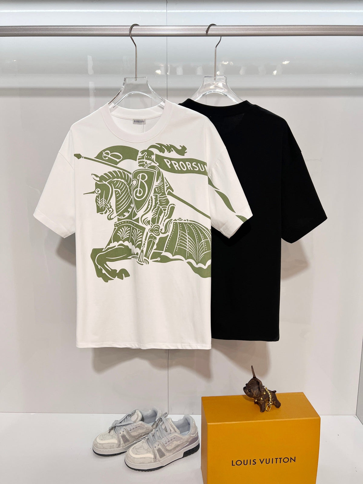 Front 3D printed horse offset letter round neck T-shirt