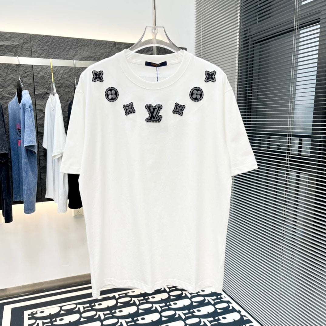 Three-Dimensional Embroidery T Shirt
