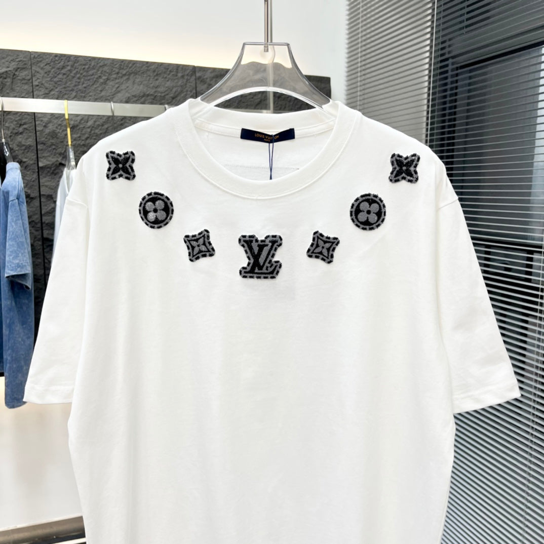 Three-Dimensional Embroidery T Shirt