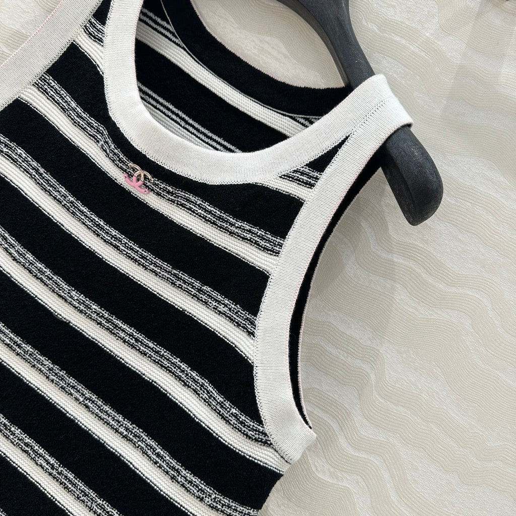 25SS KNITTED VEST