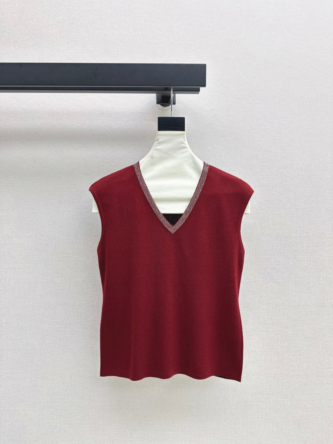 25fw v-neck vest