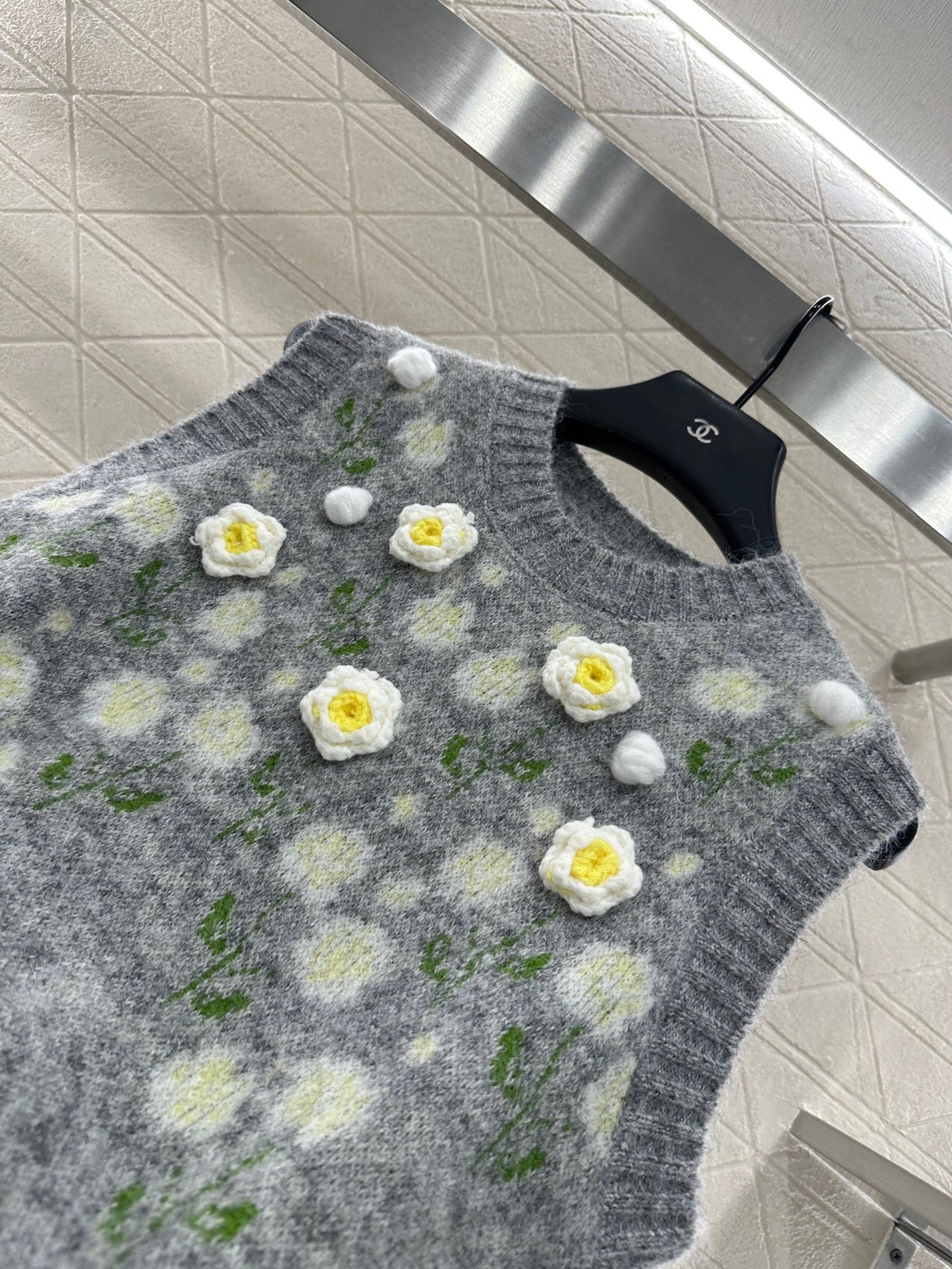 25fw 3D Crochet Knitted Vest