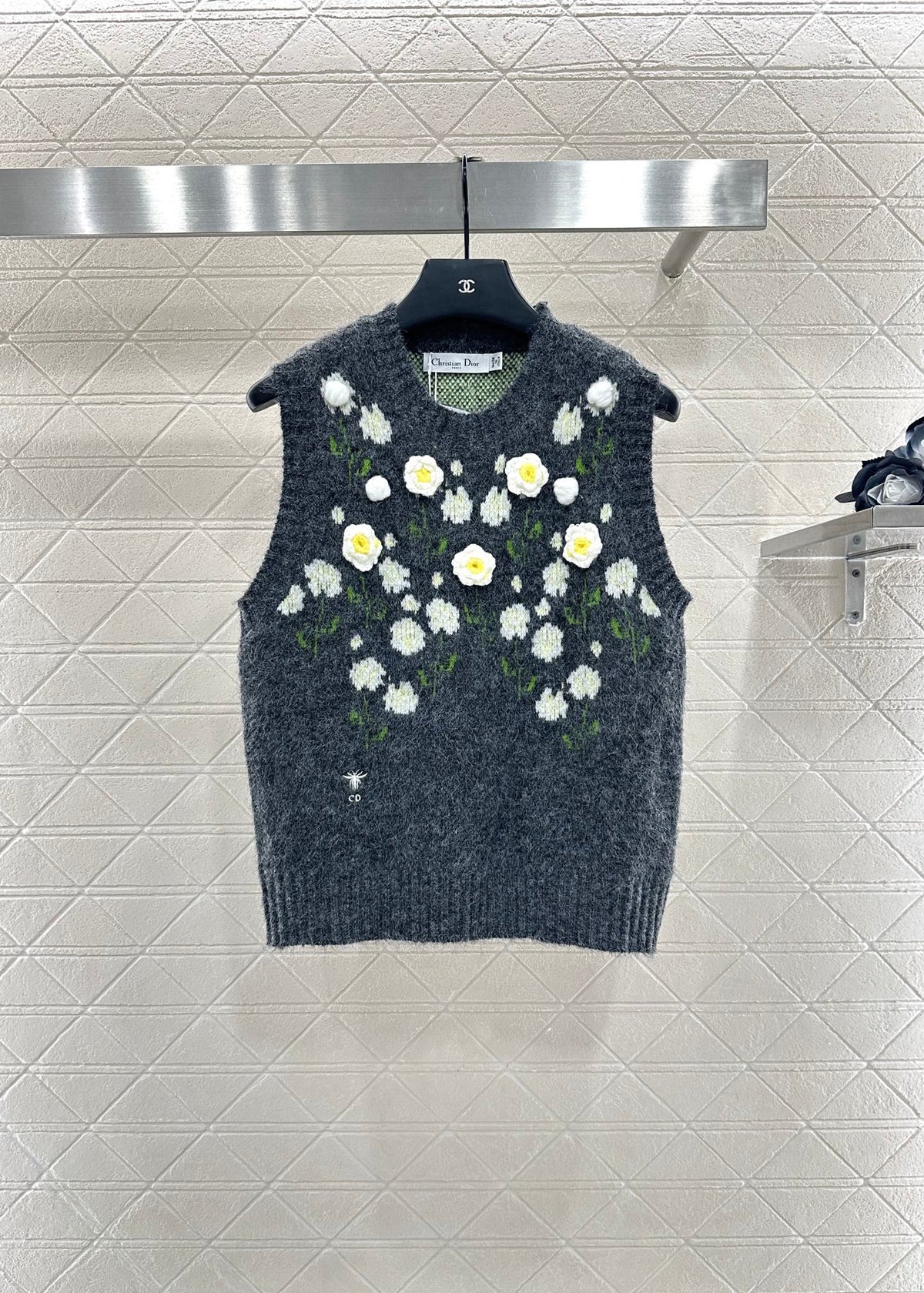 25fw 3D Crochet Knitted Vest