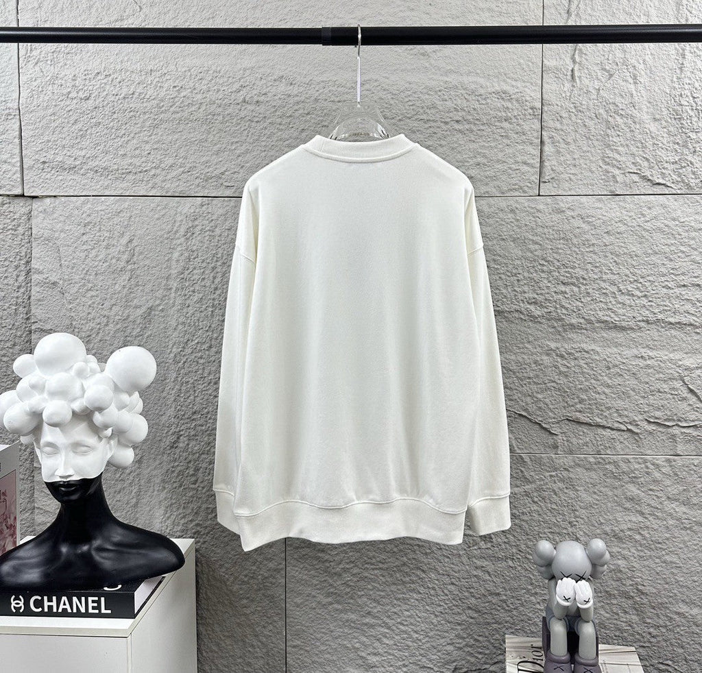 Early Autumn to Winter New Arrivals: Embroidered Long Sleeve Sweatshirt