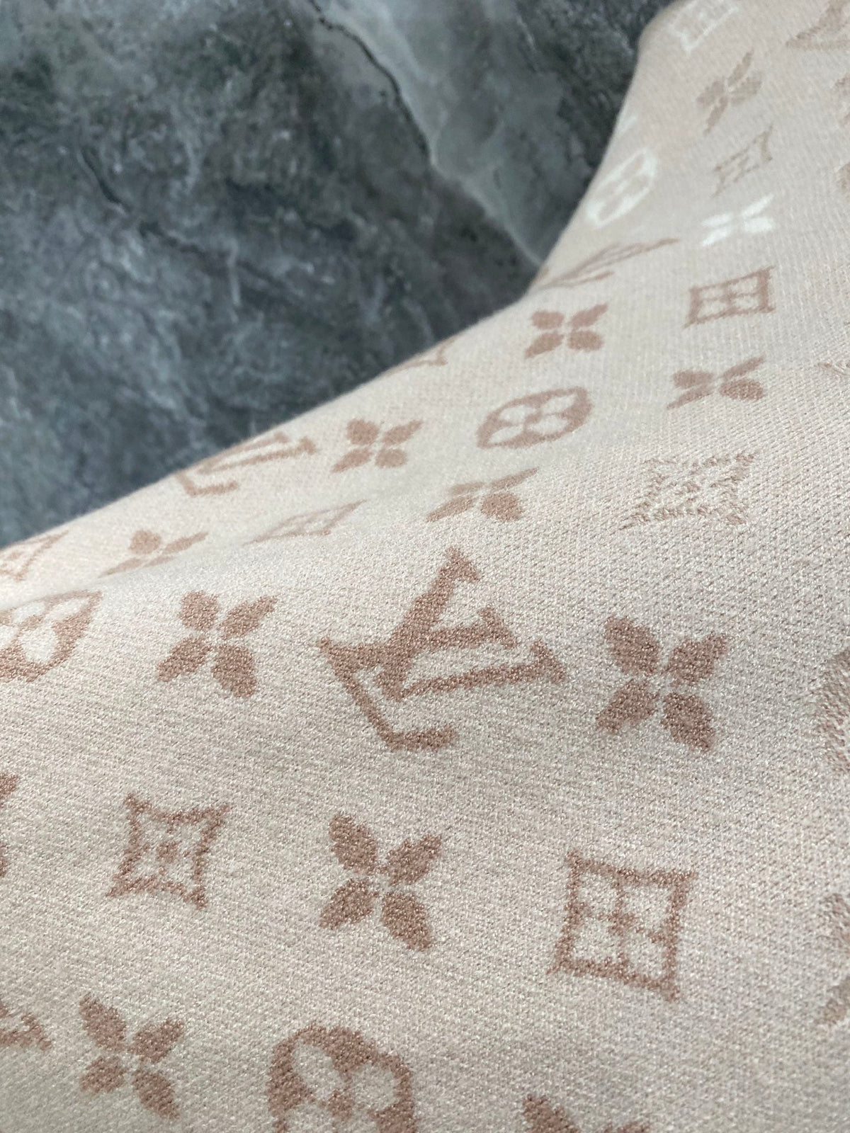 26 Autumn/Winter New Versatile Woolen Sweater